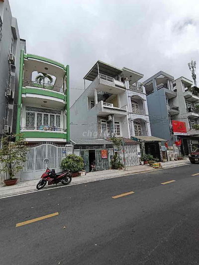 NHÀ C4 ĐƯỜNG SỐ -HUỲNH TẤN PHÁT -TRUNG TÂM QUẬN 7