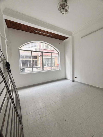 CẦN CHO THUÊ GẤP NHÀ NGUYÊN CĂN.SƯ VẬN HẠNH TRUNG TÂM QUẬN 10