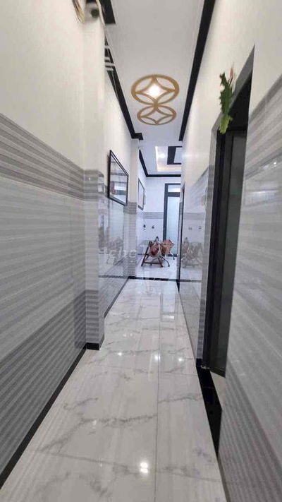 BÁN NHÀ ĐẸP GẦN TRUNG TÂM TP. VĨNH LONG - Nhà gần Tòa án tỉnh, sau đền