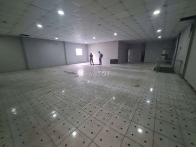 CHO THUÊ XƯỞNG MẶT TIỀN LÊ THỊ RIÊNG
