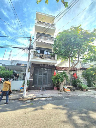 Bán nhà 4 tấm 4 x19m Mặt tiền đường 10m đẹp mới giá rẻ