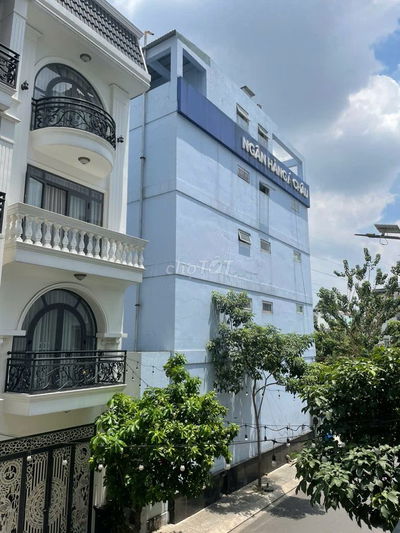CHO THUÊ NHÀ ĐƯỜNG THOẠI NGỌC HẦU- 6X20M -TRỆT 5 LẦU + MÁY LẠNH + TM