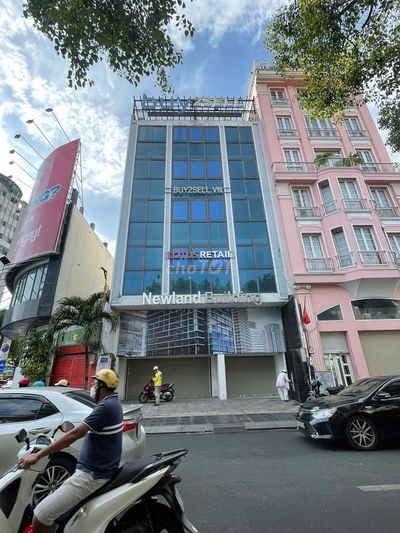 Mặt tiền Trần Phú  Quận 5 DT: 6 x30 hầm Trệt 6 Lầu ST TM nhà mới xây.