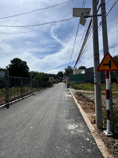Bán Đầu Nền