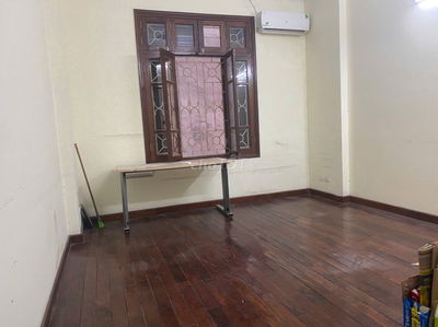 Văn phòng chính chủ 22m2 Hoàng Quốc Việt, Nghĩa Đô