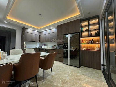 Bán nhà Phạm Tuấn Tài - Cầu Giấy phân lô ô tô tránh, vỉa hè 75m2 x 5 tầng x 6m mặt tiền x 26,5 tỷ