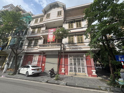 Mặt bằng kinh doanh khu vực Đầm Trấu - Hai Bà Trưng - Mặt tiền 14x4m