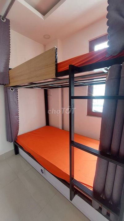 KTX FULL NỘI THẤT THOÁNG MÁT - ĐỐI DIỆN DH Y DƯỢC Q5