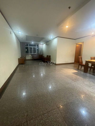 Bán căn hộ Giai Việt Tạ Quang Bửu Q8, 115m2, 2PN, Sổ Hồng, 4.6 tỷ