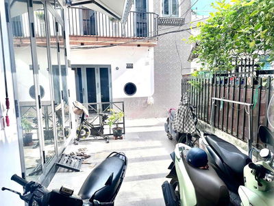 Chính chủ cho thuê nhà giá rẻ 4pn rộng rãi ở đại gia đình