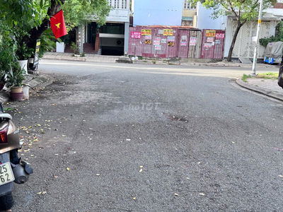 Thuê mặt bằng kinh doanh đường 37 , phường Tân Phong, Quận 7