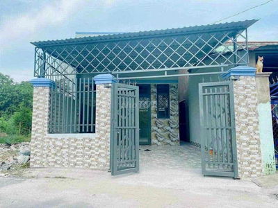 Chủ Ngộp Cần Bán Gấp Nhà 5,6x16 gần ủy ban phường Hiệp an