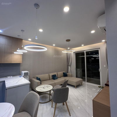 Chủ gửi chuyển nhượng căn hộ sunrise city view 2pn 2wc tầng cao 76m2 . Full nội thất như hình