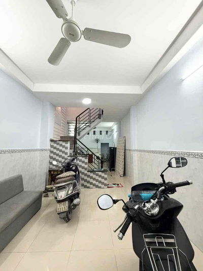 nhà 3 PHÒNG NGỦ 3,5x14 NGUyễn thị thập. hẻm rộng