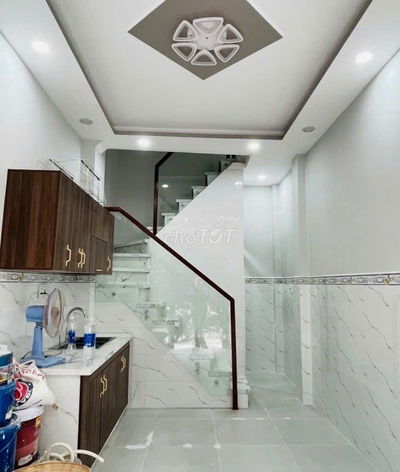 Bán nhà 3 Tầng, HXH, 2PN 2WC, 18m2, Thoại Ngọc Hầu, Tân Phú, 2.x Tỷ