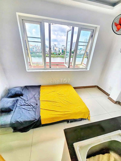 Căn Hộ Giá Rẻ - Full Nội Thất Cửa Sổ Trời Thoáng Mát - Tôn Thất Thuyết