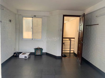 Phòng chính chủ số 82 Bùi Văn Thêm,P.9,Phú Nhuận. Ngay CV gia định