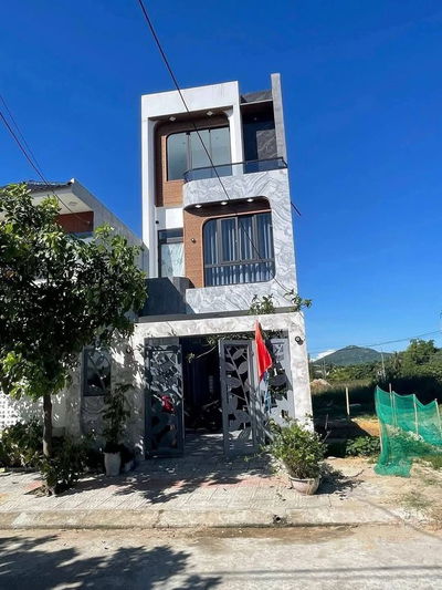 BÀN GIAO NHÀ MỚI 1/ ĐAI LỘ BÌNH DƯƠNG, 4 PN CÓ SÂN OTO- SỔ HỒNG RIÊNG