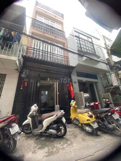 CHO THUÊ NHÀ-HXH-4 TẦNG-DTSD 120M2-CHỈ 13TR
