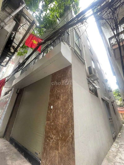 Chính chủ bán nhà Phân Hoàng Văn Thái. 48m  6T thang máy Giá 13.6 tỷ.