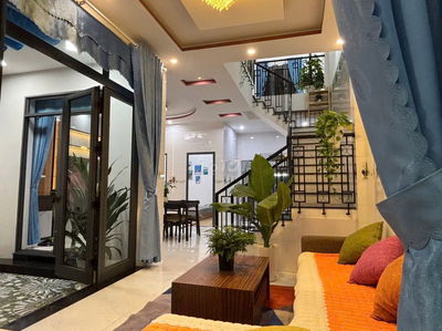 Bán nhà 3 tầng đẹp kiệt ô tô Bà Bang NHãn - Hoà HẢi - Ngũ Hành Sơn