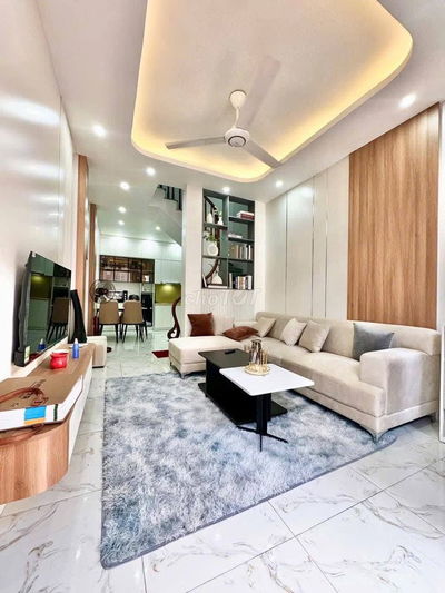 NHÀ 3T*32M2- TRUNG TÂM THỊ TRẤN-FULL NỘI THẤT SỊN- GẦN QL6- GIÁ 3,2 TỶ