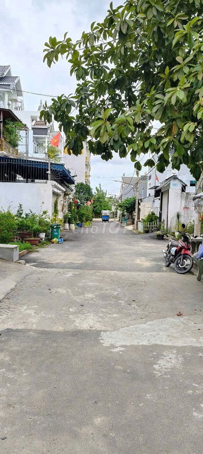 Bán đất nền 100m2 (5x20) chính chủ đã có gp xây dựng 5 tầng