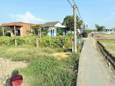 Bán nhanh 1070m2 có 295m2 thổ,  850tr chốt!