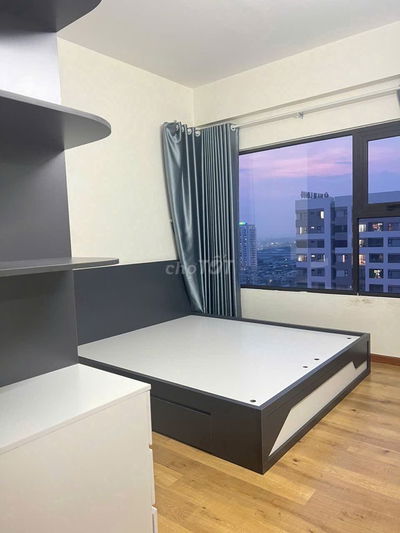 Cho thuê căn 75m2 xinh xắn Flora Novia có nội thất, gần ĐH Ngân Hàng