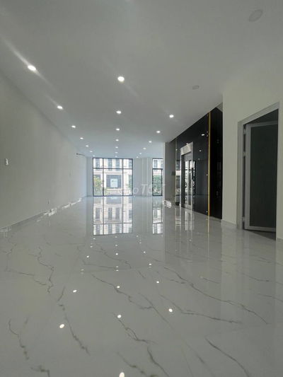 CHO THUÊ TẦNG NHÀ PHỐ GIÁ TỐT VINHOMES GRAND PARK, NGUYỄN XIỂN QUẬN 9