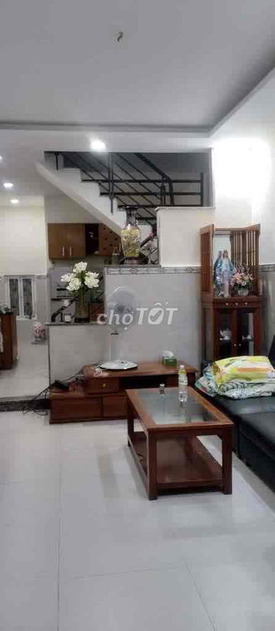 nhà 2 PHÒNG NGỦ 3,7x13 THÀNH THÁI. có nội thất