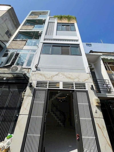 Ô TÔ ĐỖ CỬA ÂU CƠ - 3,8X12M NGAY VÒNG XOAY LÊ ĐẠI HÀNH