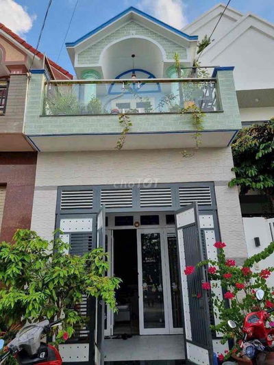 Bán nhà 1trệt 1lầu kiên cố & chắc chắn 3pn 64m giá 4ty250 p Đông Hoà