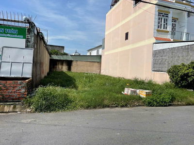 Bán gấp lô đất full thổ sát QL22 chỉ 300m thuộc Tân Thông Hội, Củ Chi