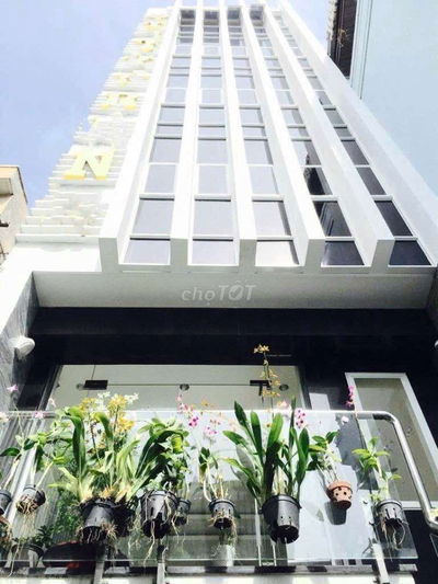 TỔNG GIẢM 6.5 TỶ - NGỘP BANK - 6TẦNG - THANG MÁY - GẦN SÂN BAY T1,2,3