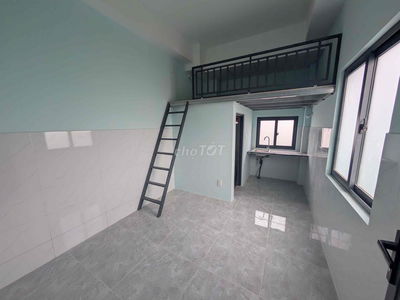 NHÀ Mới xây Xong mới 100% Ngay ĐH SPKT, Ngân Hàng, Kiến Trúc