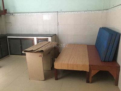 Phòng lớn cho thuê giá rẻ,ngay trung tâm q12.