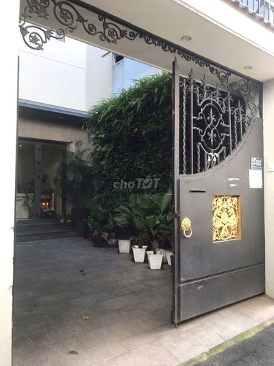 Ngộp bank 15 tỷ,HXH ngay Kỳ Đồng, Q3,DT: NH 7,5x20m KC 6T HĐT 44tr