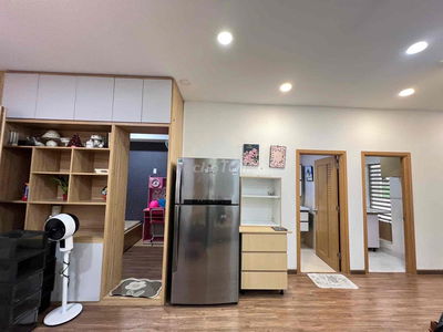 Chính chủ cho thuê căn 3PN 2WC Oriental Plaza. Giá 13tr/tháng