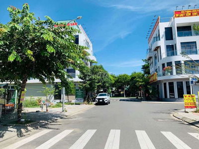 💥 Bán cặp lô đất Khu E Kim Long - đường thông