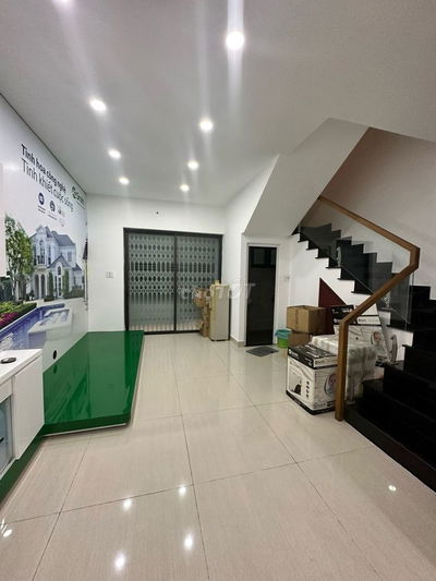 Cho thuê nhà phố MT Đường số 6 Hà Đô Z756 KDC Hà Đô P12 Q10 250m2 70tr