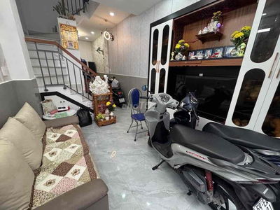 32m2 NHÀ ĐƯỜNG NGUYỄN VĂN LƯỢNG - GÒ VẤP, 3 TẦNG , PHÒNG NGỦ.