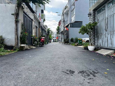 Bán gấp lô đất đẹp hẻm xe tải đường số 12 Trường Thọ, Thủ Đức