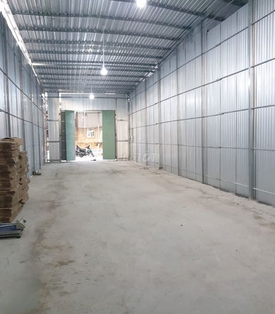 Kho trống 120 M2