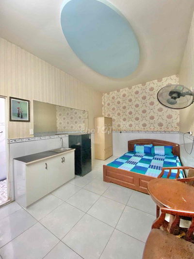 Cho thuê Căn hộ dịch vụ FULL nội thất gần Vincom, gần chợ Tân Mai