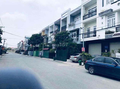Nhà 01 Trệt 02 Lầu Trục Chính Khu Dân Cư Tân Phong