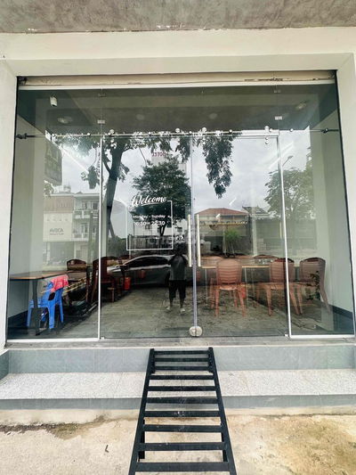 Cần sang lại mặt bằng đang kinh doanh ngay trung tâm TDM