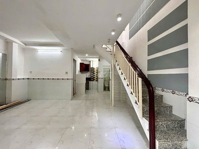 Nhà trệt lầu 2PN hẻm đường Trần Nam Phú chỉ 4,5 triệu