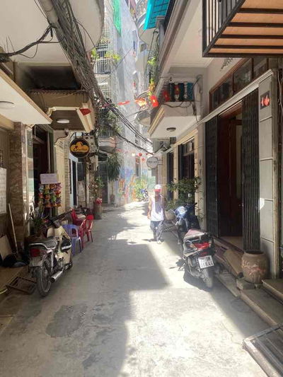 nhà dân xây