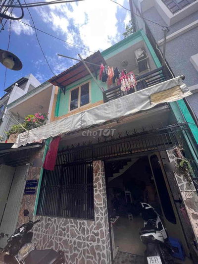bán nhà hẻm thông sổ Hồng ko huy hoạch.
